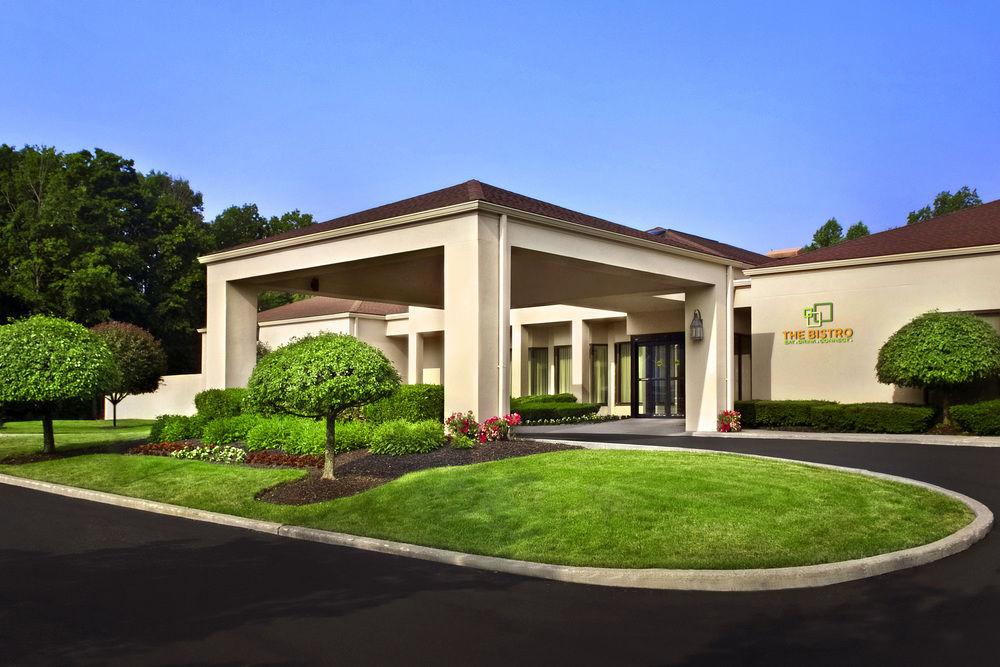 คอร์ตยาร์ด โพห์คีปซี Hotel โพห์คิปซี ภายนอก รูปภาพ